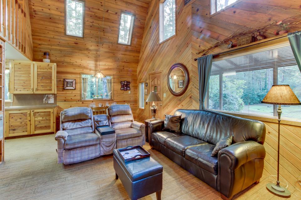 Sabala Cabin 1 BD Vacation Rental in Bandon, OR Vacasa