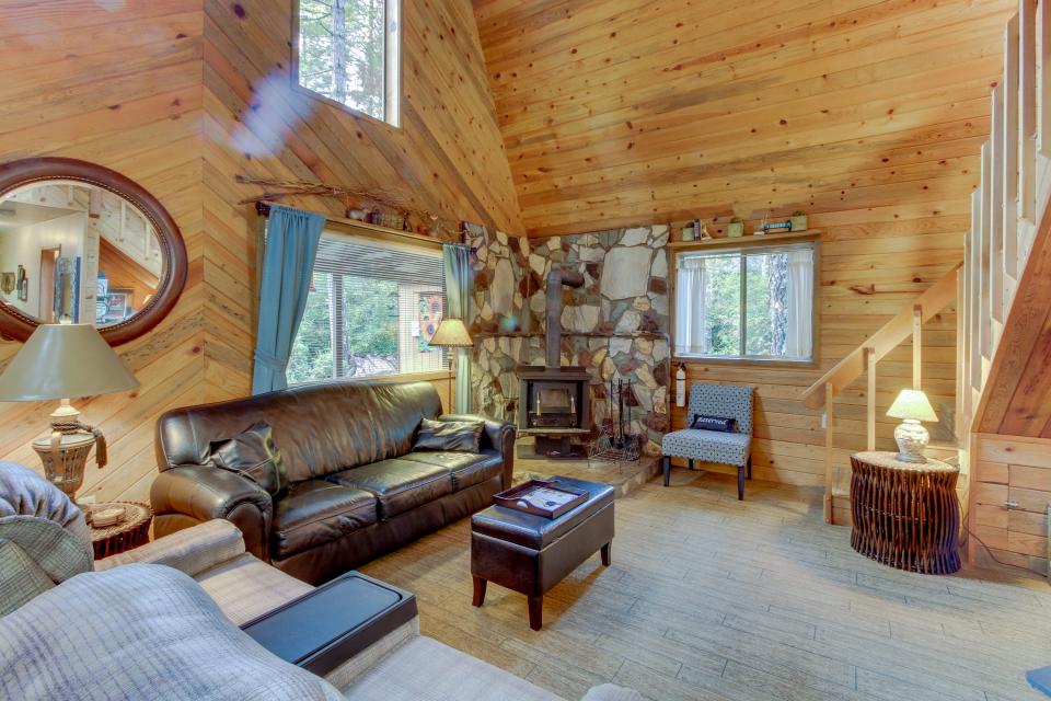 Sabala Cabin 1 BD Vacation Rental in Bandon, OR Vacasa