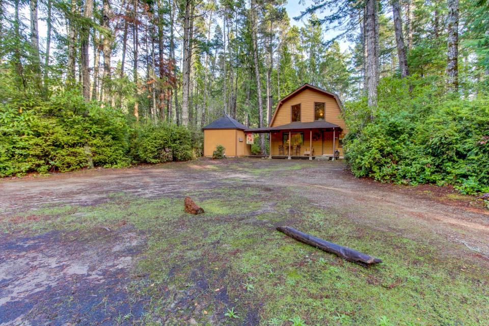 Sabala Cabin 1 BD Vacation Rental in Bandon, OR Vacasa