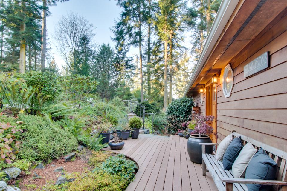 Seal's Passage 3 BD Vacation Rental in Port Hadlock, WA Vacasa