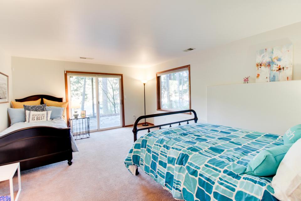 Seal's Passage 3 BD Vacation Rental in Port Hadlock, WA Vacasa