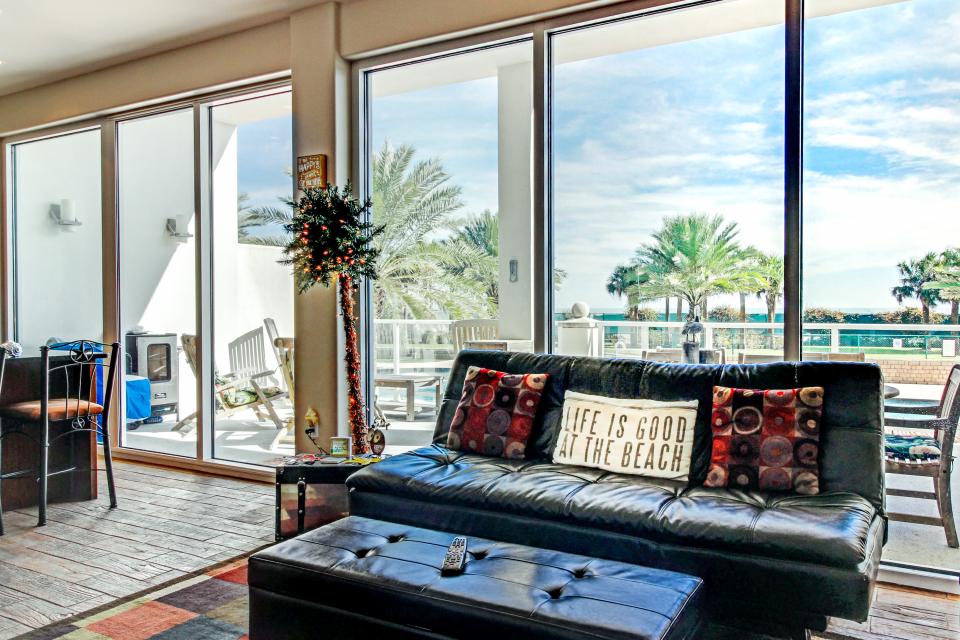 Diamond Beach 211 3 BD Vacation Rental in Galveston, TX Vacasa