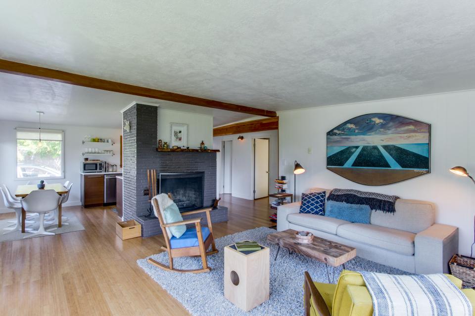 Alki' House 3 BD Vacation Rental in Arch Cape, OR Vacasa