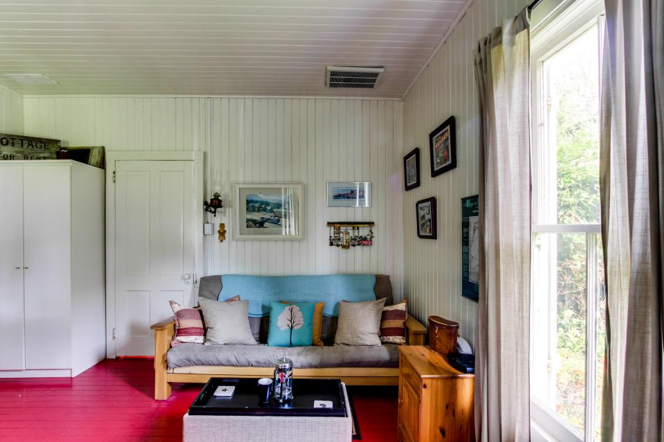 Historic Camp Hungry 2 BD Vacation Rental in Seaview, WA Vacasa