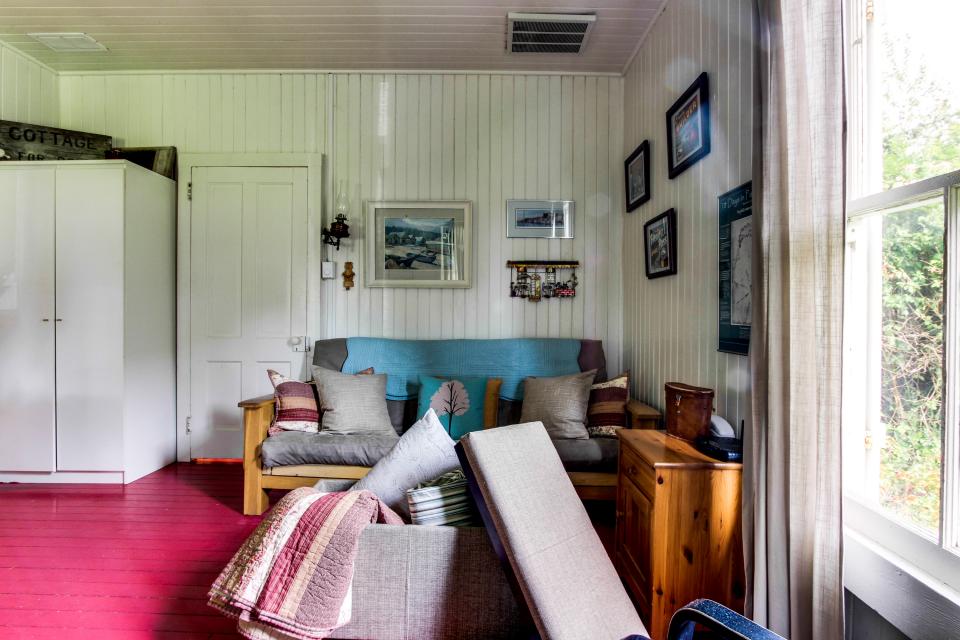 Historic Camp Hungry 2 BD Vacation Rental in Seaview, WA Vacasa