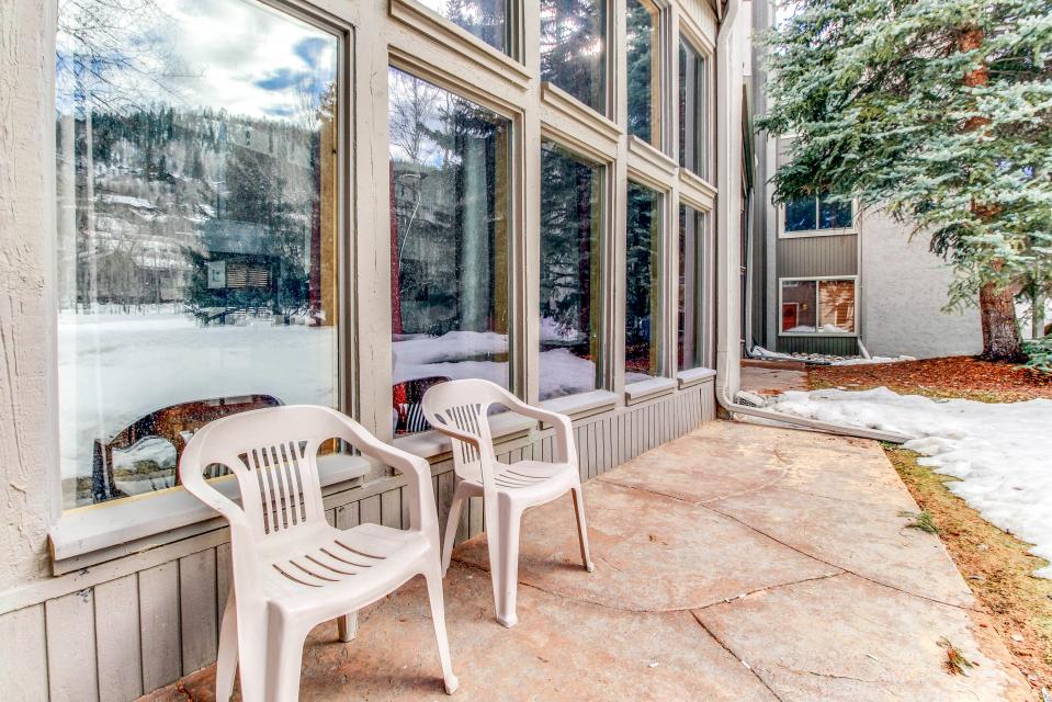 EagleVail Ski/Golf Retreat 2 BD Vacation Rental in Avon, CO Vacasa