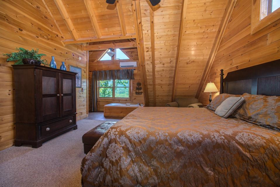 Tranquility Vista 3 BD Vacation Rental in Sevierville, TN Vacasa