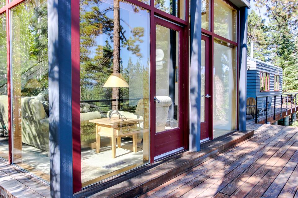 Tahoe Vista Lakeview Serenity 3 BD Vacation Rental in Tahoe Vista, CA