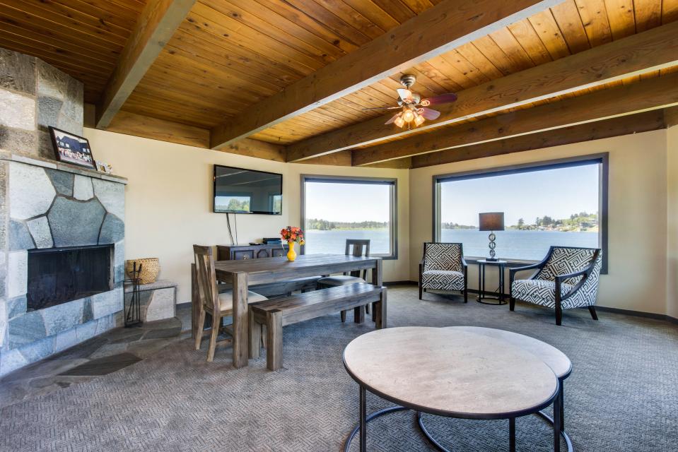 Calm Waters 4 BD Vacation Rental in Otis, OR Vacasa