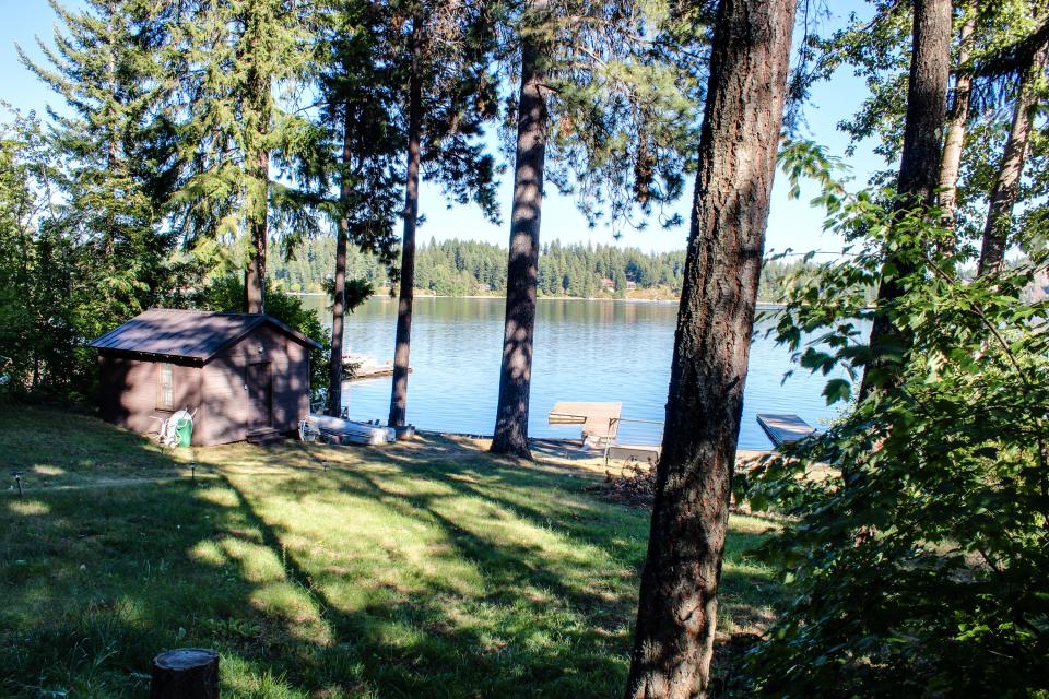 Spirit Lake 4 BD Vacation Rental in Spirit Lake, ID Vacasa