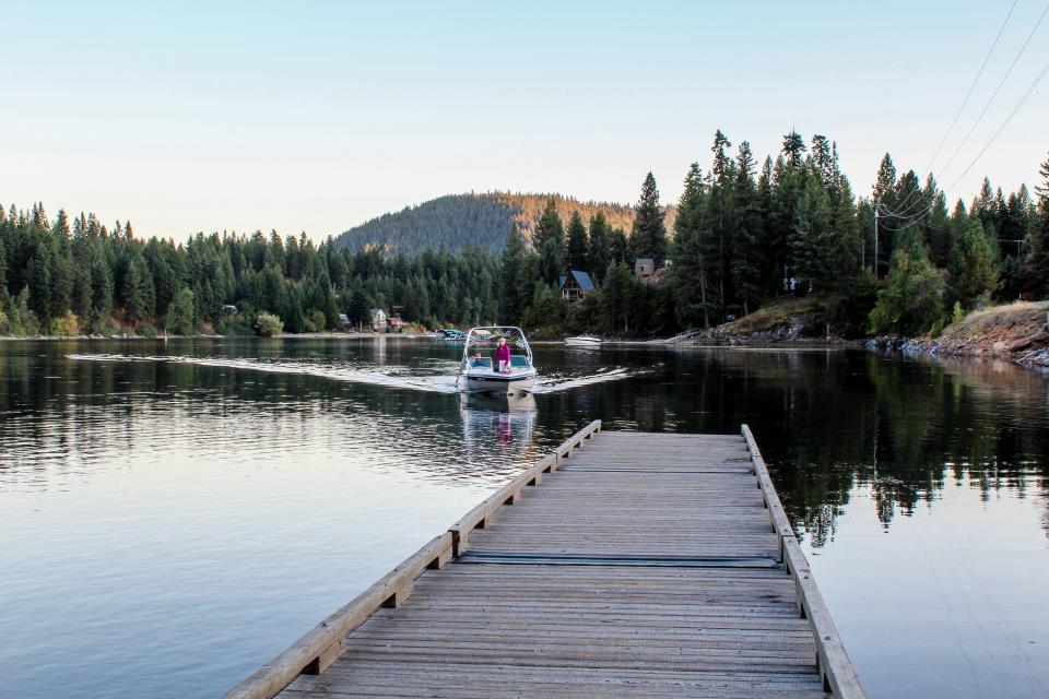 Spirit Lake 4 BD Vacation Rental in Spirit Lake, ID Vacasa