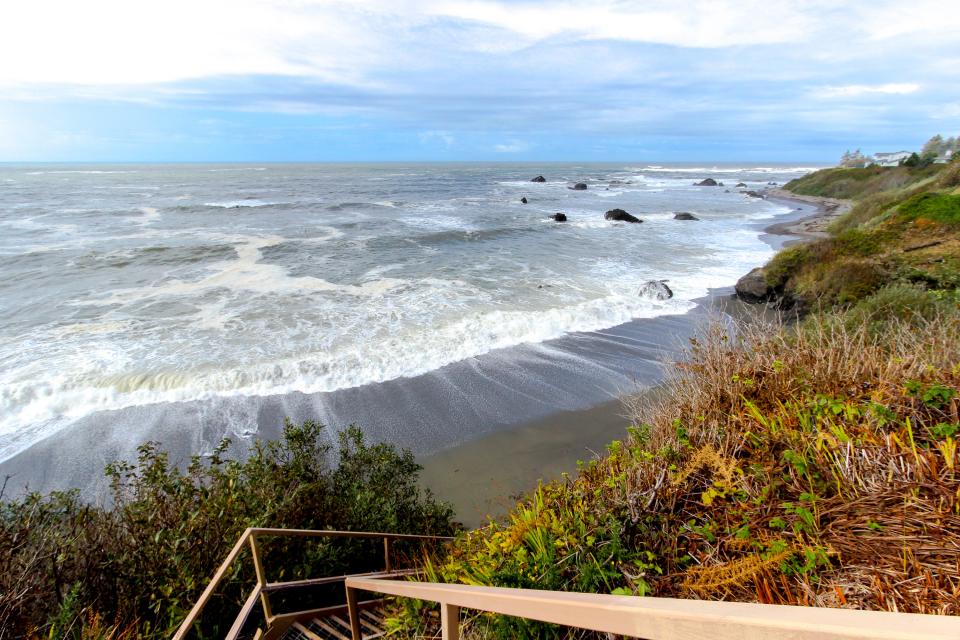Brookings Oceanfront Estate 4 BD Vacation Rental in Brookings, OR