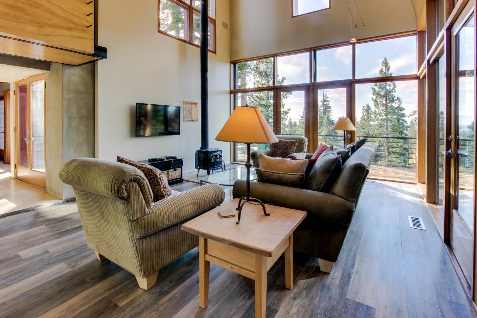 Tahoe Vista Lakeview Serenity 3 BD Vacation Rental in Tahoe Vista, CA