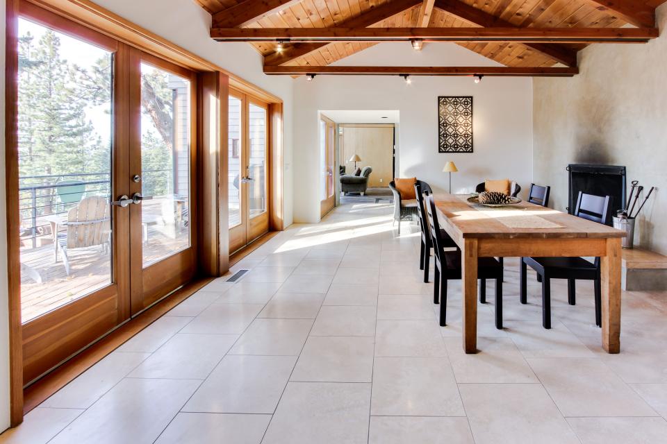 Tahoe Vista Lakeview Serenity 3 BD Vacation Rental in Tahoe Vista, CA