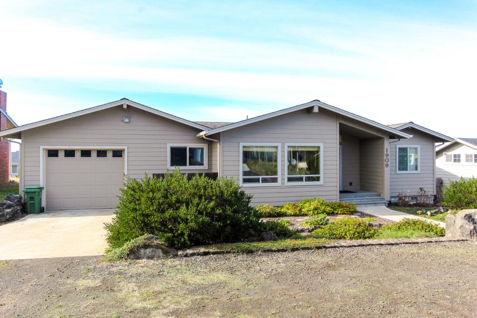 Scandia House in Bayshore Estates! 3 BD Vacation Rental in Waldport