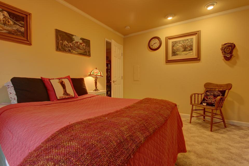 Disney Beach House 4 BD Vacation Rental in Aptos, CA Vacasa