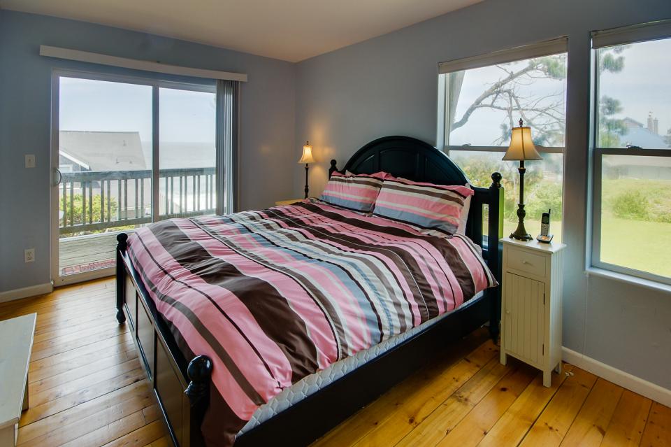 Cloud Nine 3 BD Vacation Rental in Gleneden Beach, OR Vacasa