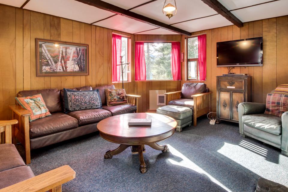 The Wilcox Cabin 3 BD Vacation Rental in Government Camp, OR Vacasa