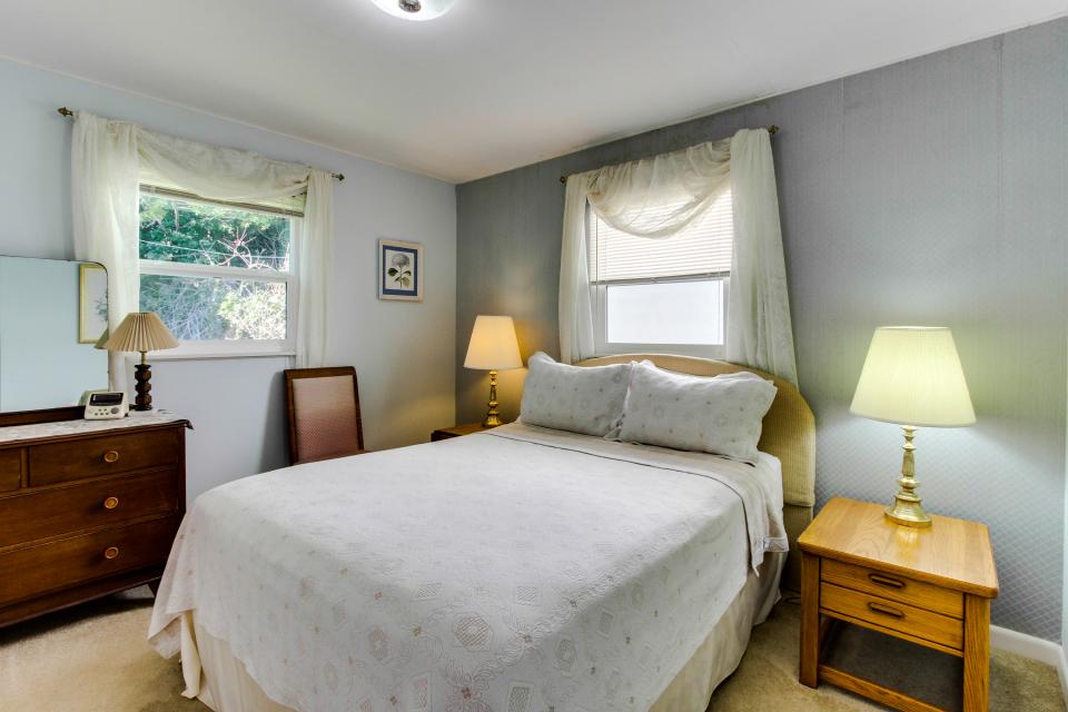 Burke House 4 BD Vacation Rental in Gold Beach, OR Vacasa